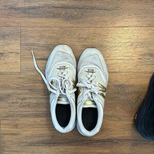 New Balance Suede Sneakers Tan Size 10.5 Womens